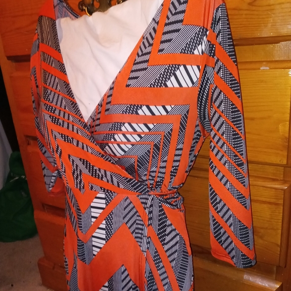 reversible fur vest,classy blouse, NWT shirt,dres - Picture 8 of 12